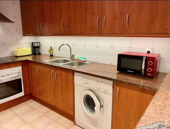 Nice House And Pool By The Golf Course And Close To The Sea! Pals Holiday home