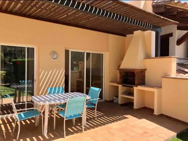 Nice House And Pool By The Golf Course And Close To The Sea! Pals Holiday home